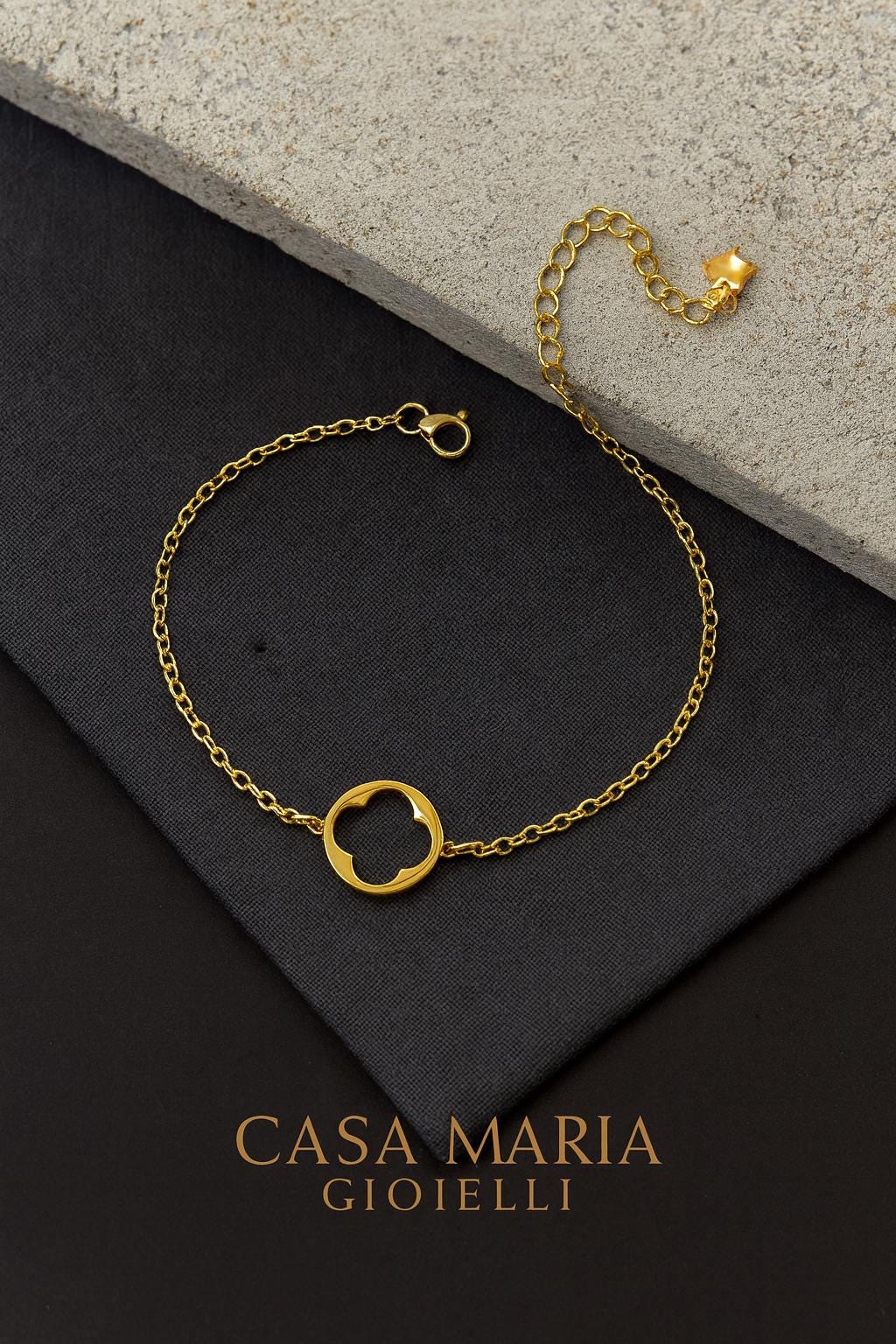 Cerchio di Fortuna Bracelet | 24K Hollow Yellow Gold Timeless Craftmanship | Casa Maria Gioielli